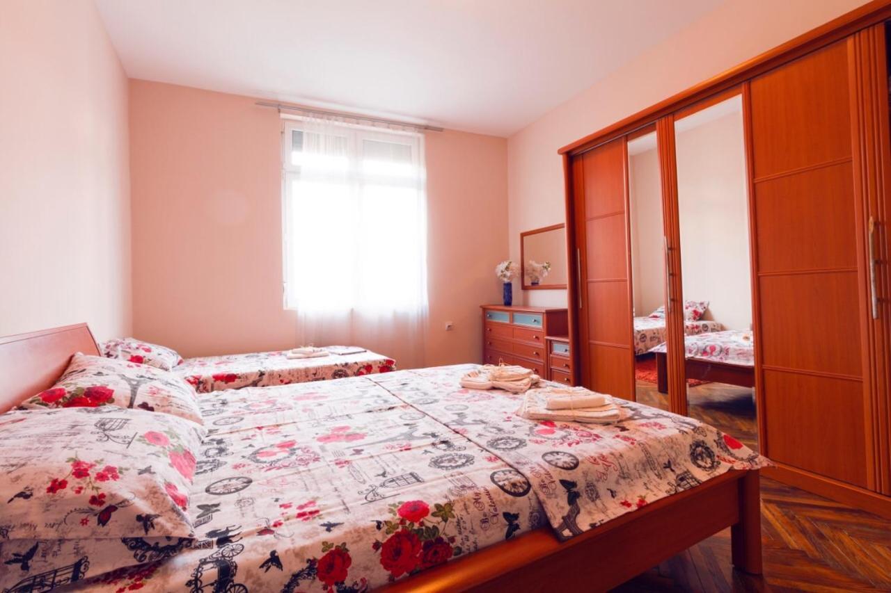 Apartment Sofija Ni Exterior foto